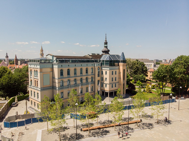 Zdjęcie nagłówkowe otwierające podstronę: Uwaga, studenci! Możliwa mobilność z Konsorcjum FORTHEM!