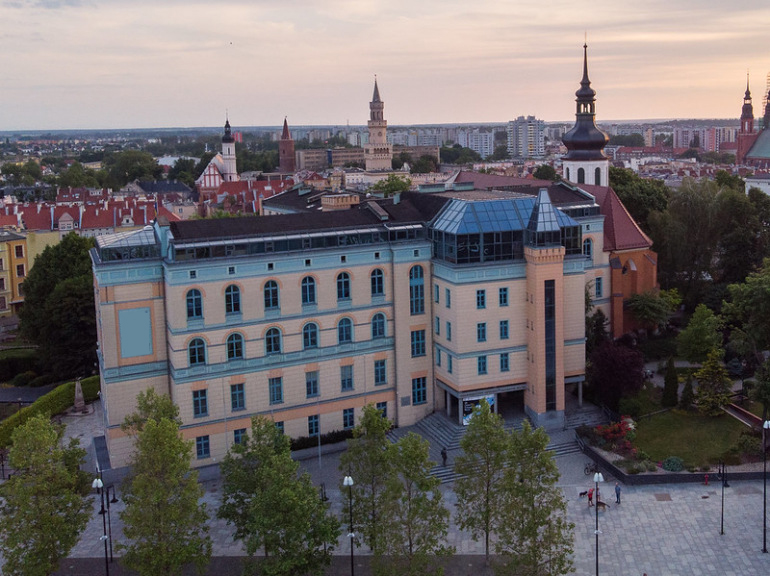 Zdjęcie nagłówkowe otwierające podstronę: Dzień otwarty na UB