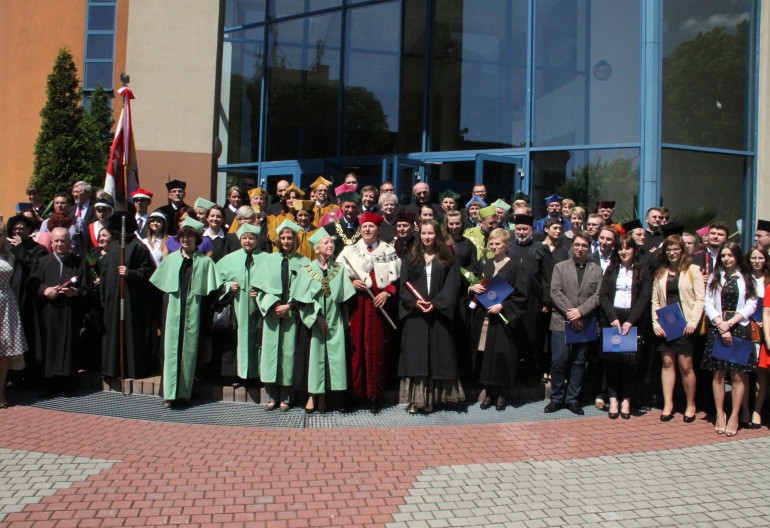 Przeniesienie do informacji o tytule: Po ceremoni promocji doktorów i doktorów habilitowanych